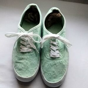 City Sneaks Lace Sneakers Women 6.5 Mint Green Casual Wear Beach Resort